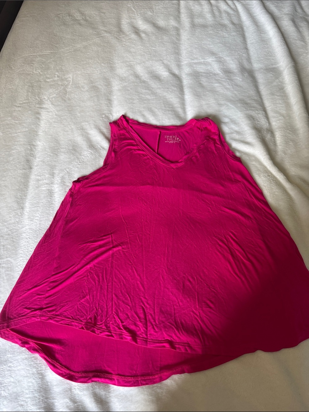 Time and Tru Bright Fuchsia Scoop Neck Tank Top